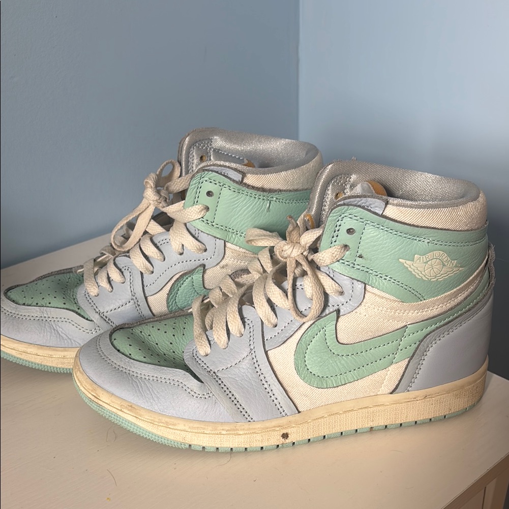 Nike Green And Gray Sneakers High-Top Style